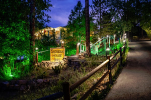 Sheridan House Inn